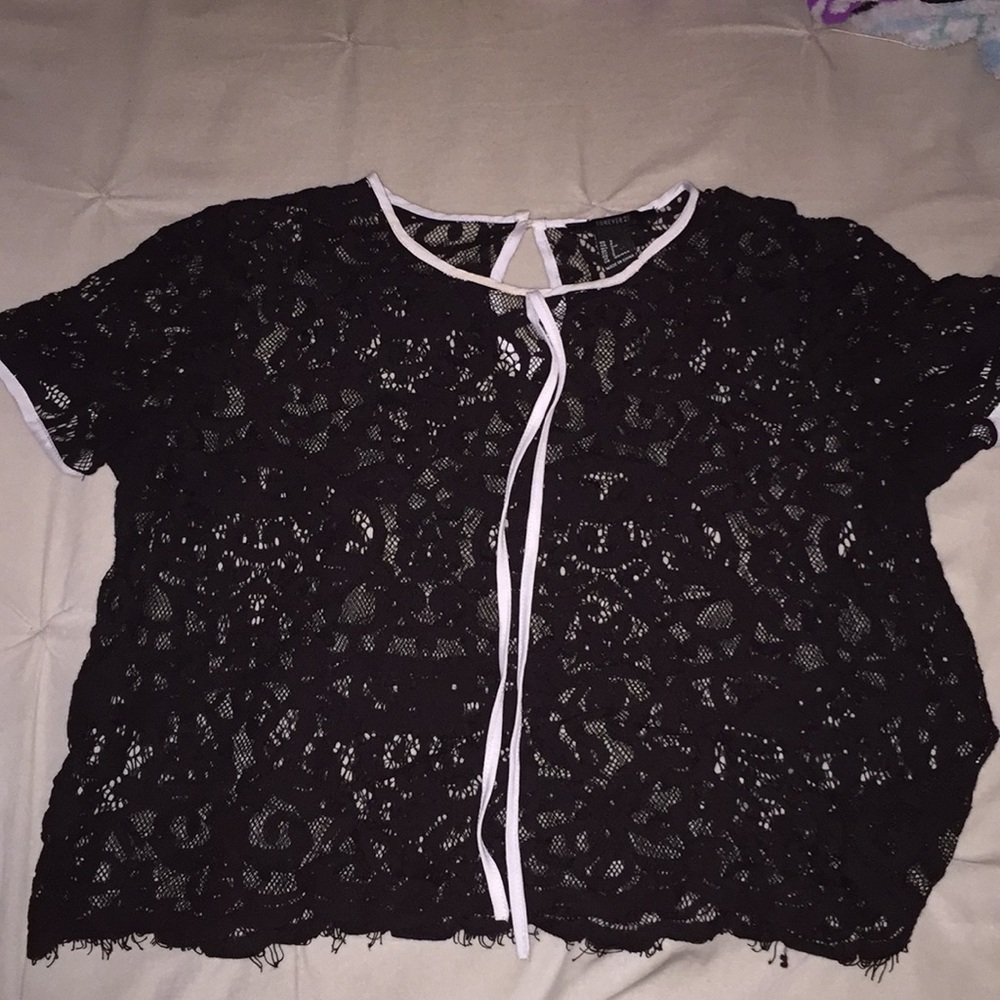 Crop top, dress shirt